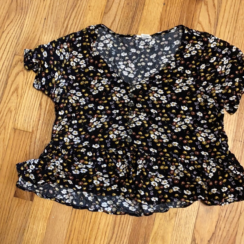 WOMENS TOP
